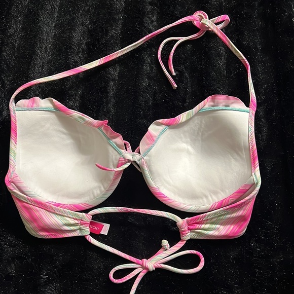 Victorias Secret Ruffle Pink Swim Top - Picture 4 of 5